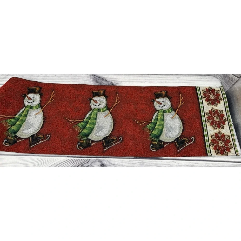 LOT OF 6 HOLIDAY TABLE RUNNERS - FALL / CHRISTMAS - SOME QUILTED - SOME VINTAGE
